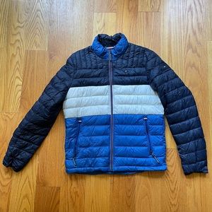 Tommy Hilfiger mens packable quilted puffer jacket, comes with bag